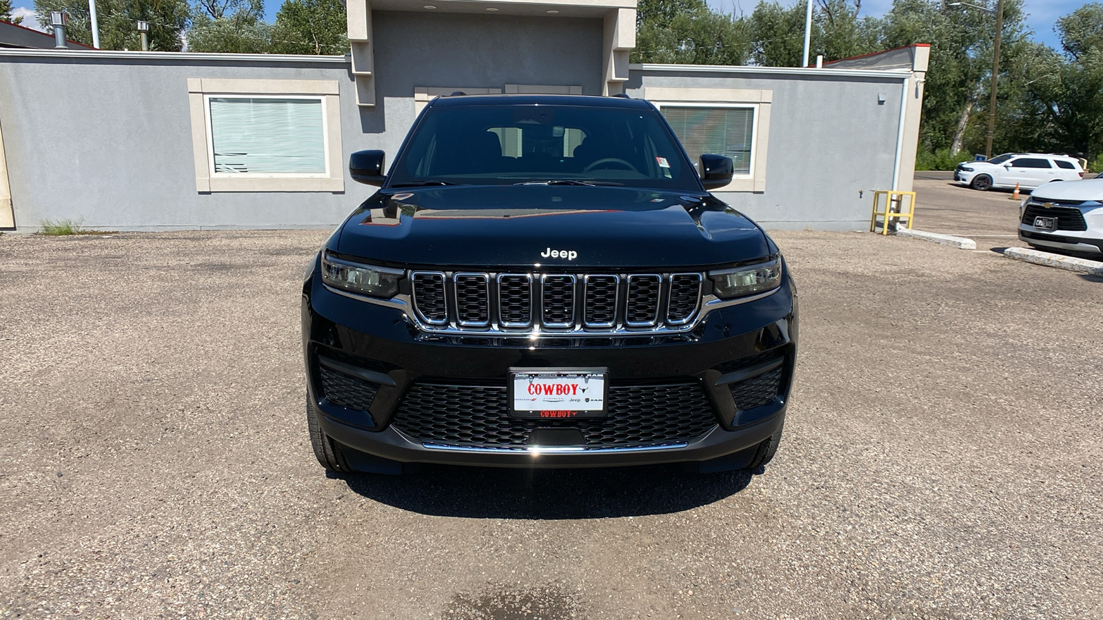 2024 Jeep Grand Cherokee Laredo 4x4 8