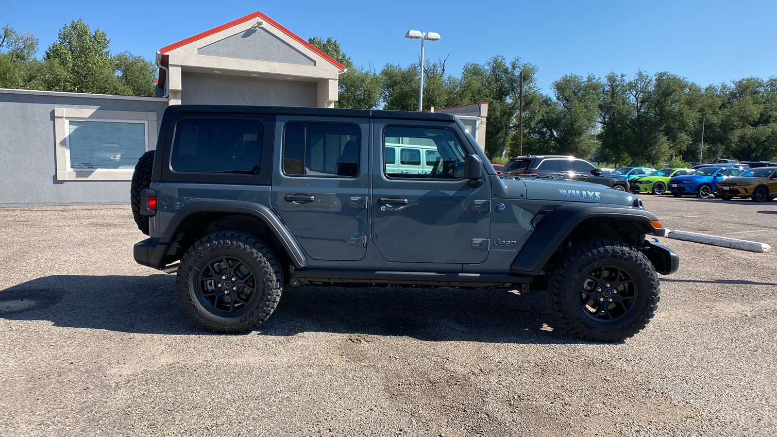 2024 Jeep Wrangler 4xe Willys 4x4 7