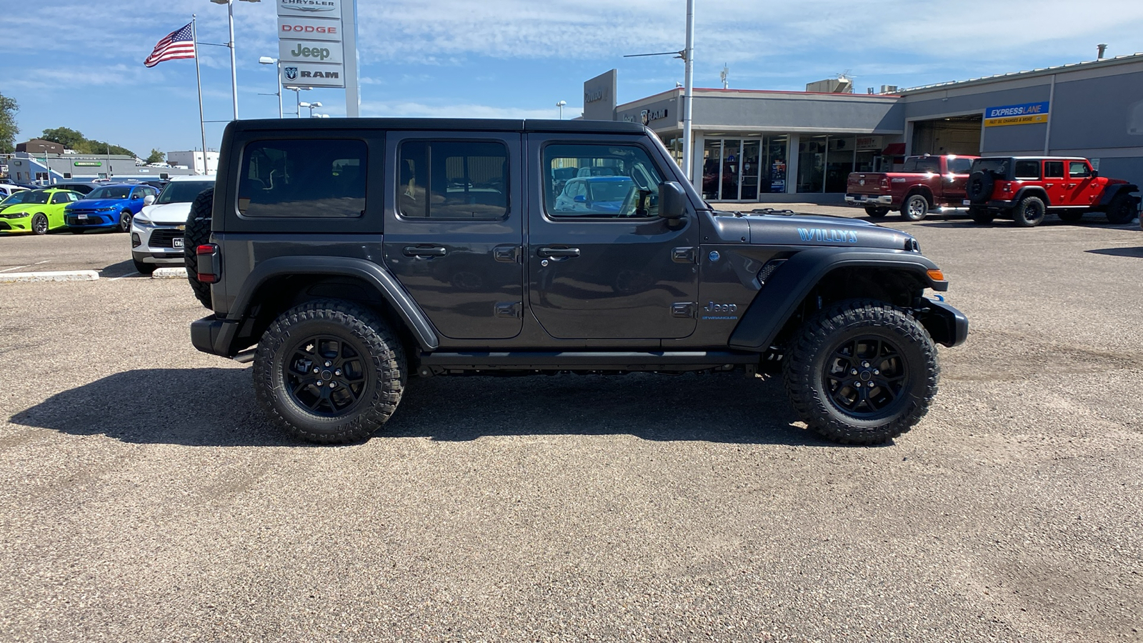 2024 Jeep Wrangler 4xe Willys 4x4 7