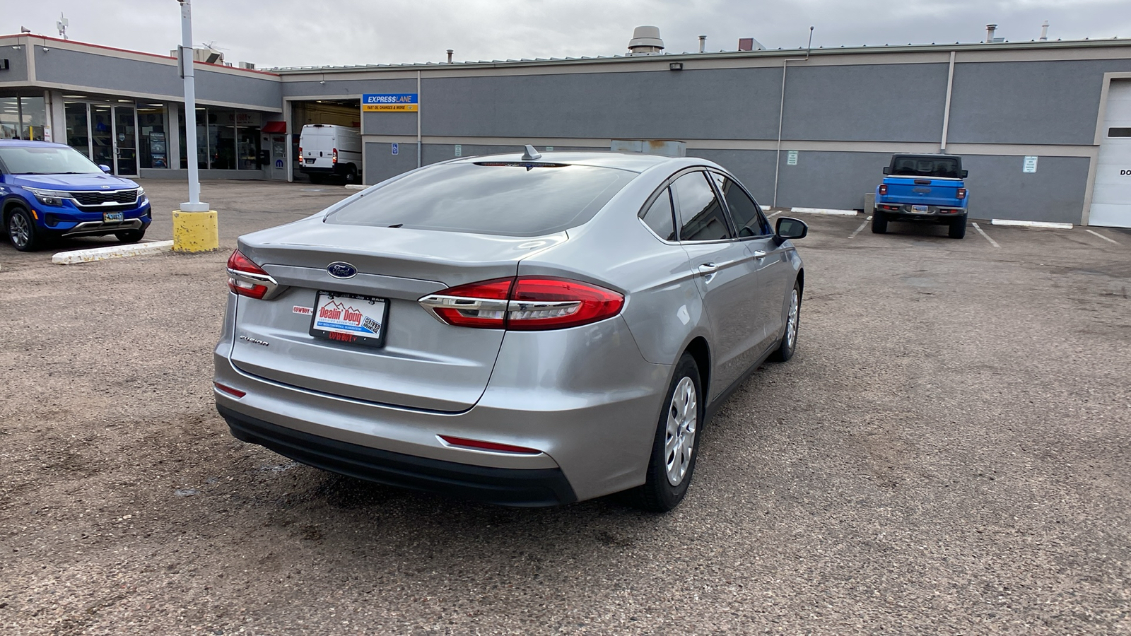 2020 Ford Fusion S FWD 6