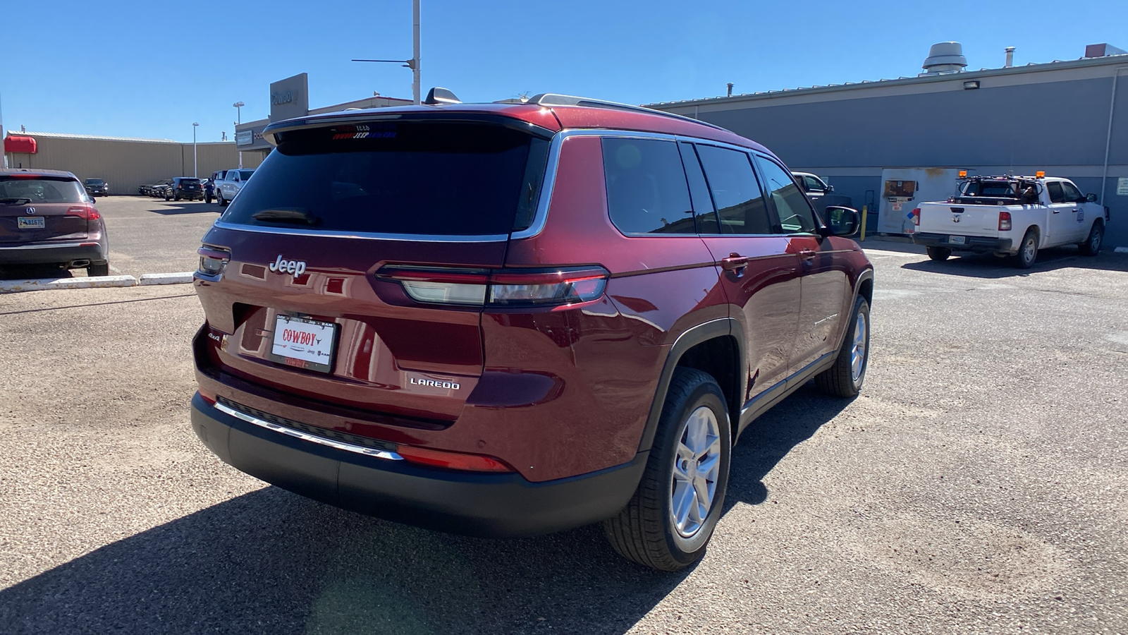 2024 Jeep Grand Cherokee L Laredo X 4x4 5