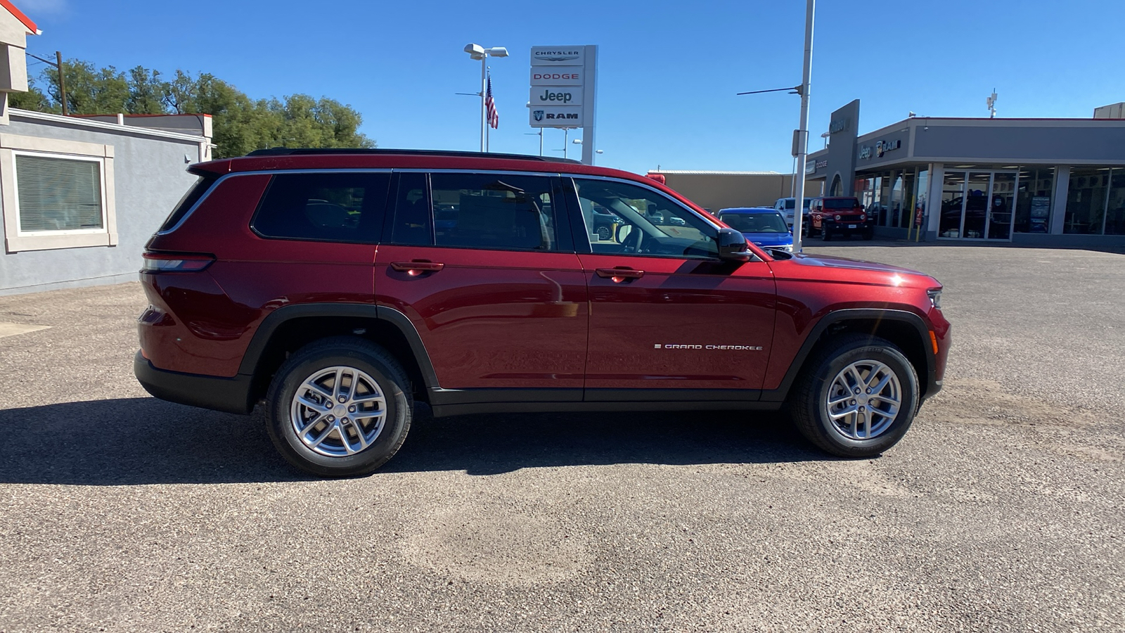 2024 Jeep Grand Cherokee L Laredo X 4x4 6