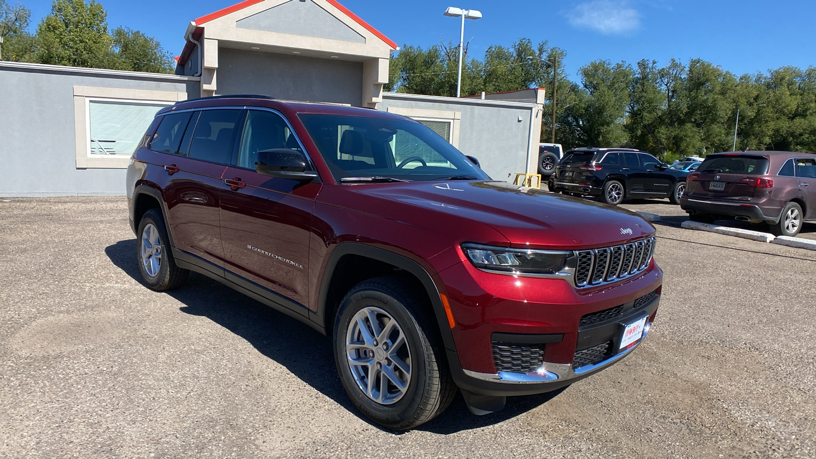 2024 Jeep Grand Cherokee L Laredo X 4x4 7