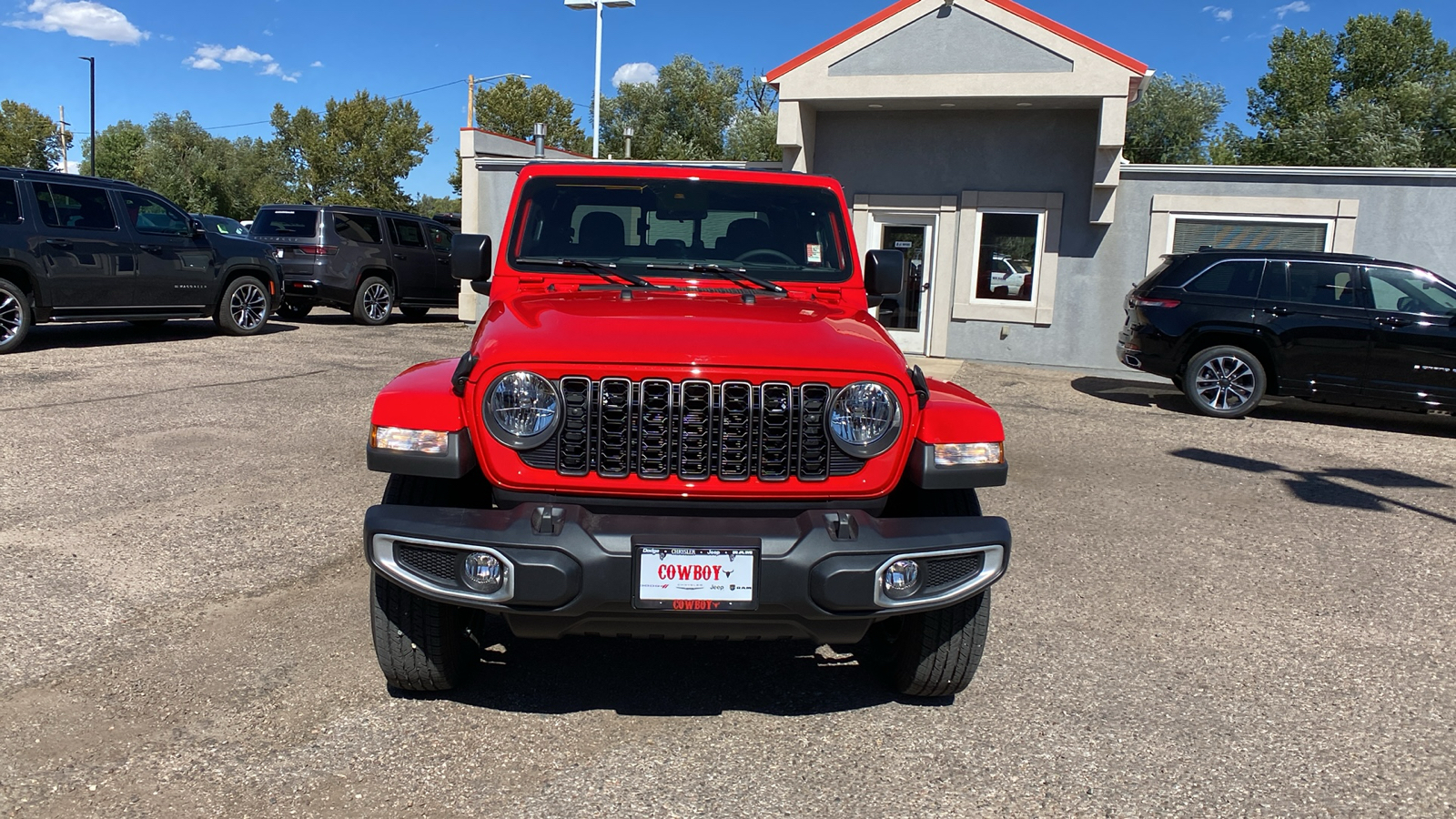 2024 Jeep Gladiator Sport S 4x4 8