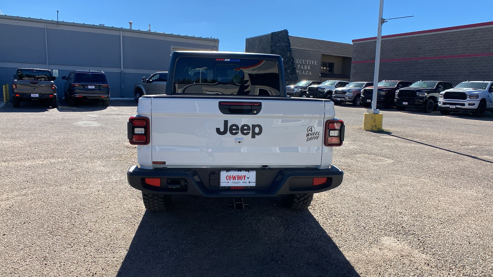 2024 Jeep Gladiator Willys 4x4 4