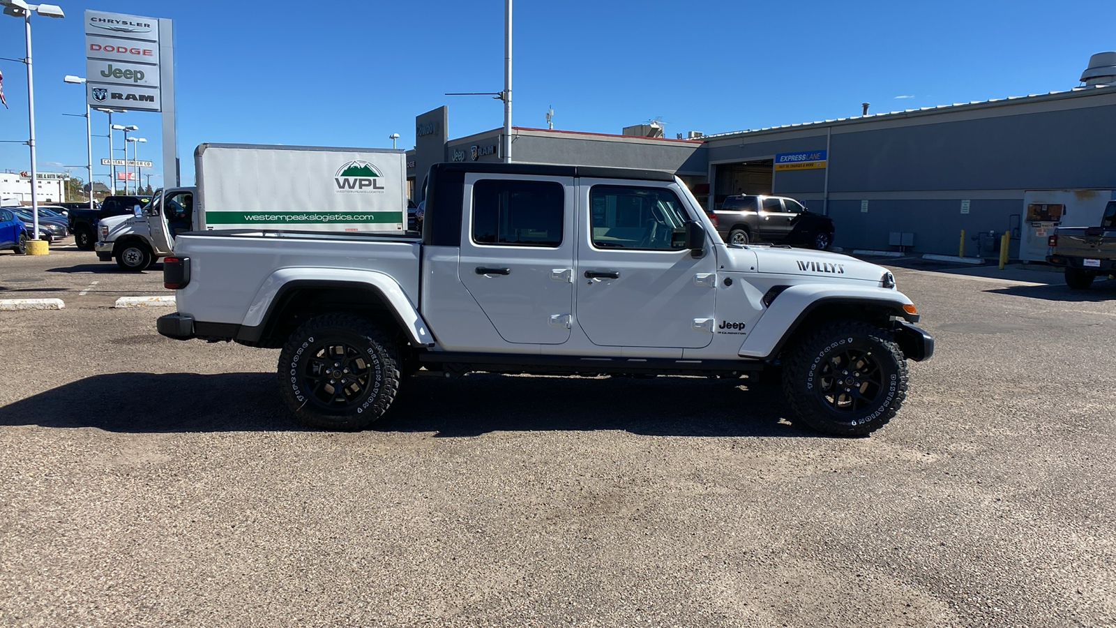 2024 Jeep Gladiator Willys 4x4 6