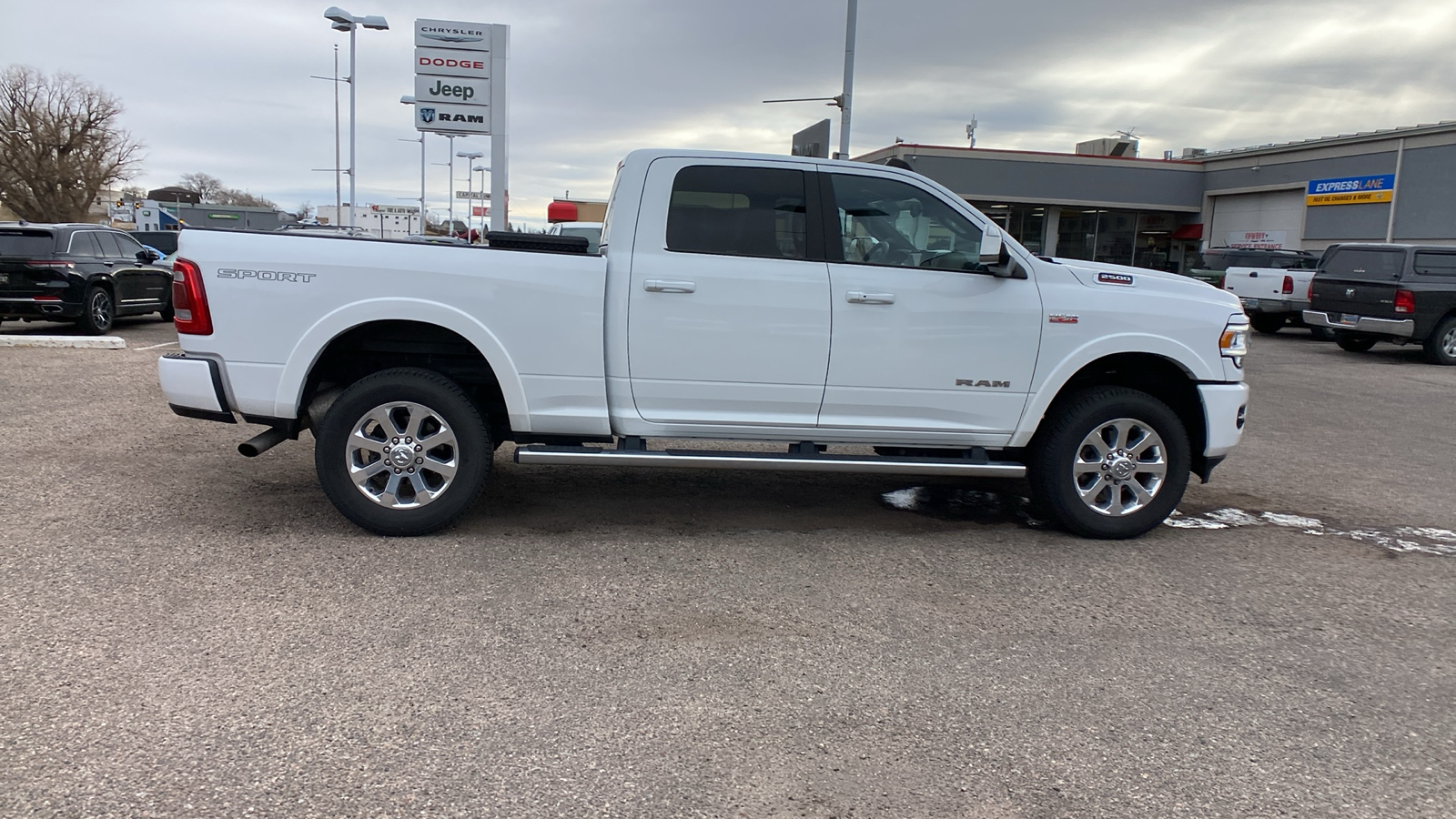 2022 Ram 2500 Laramie 4x4 Crew Cab 64 Box 7