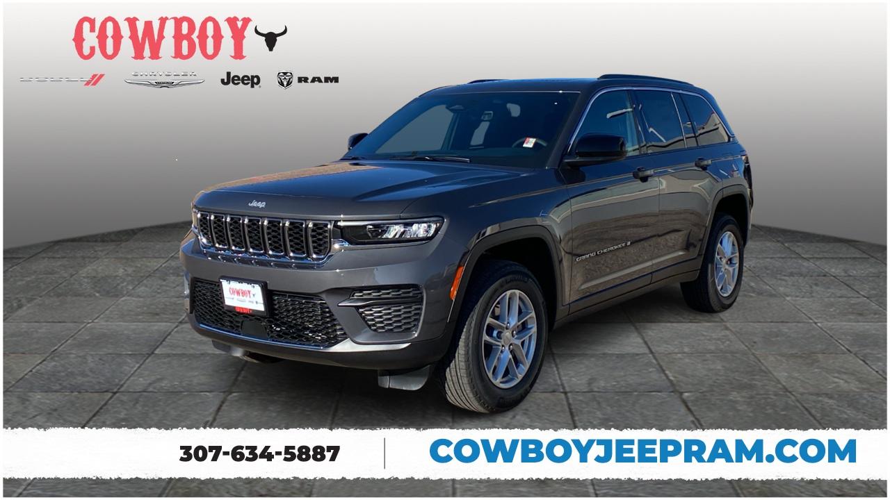 2025 Jeep Grand Cherokee Laredo X 4x4 1