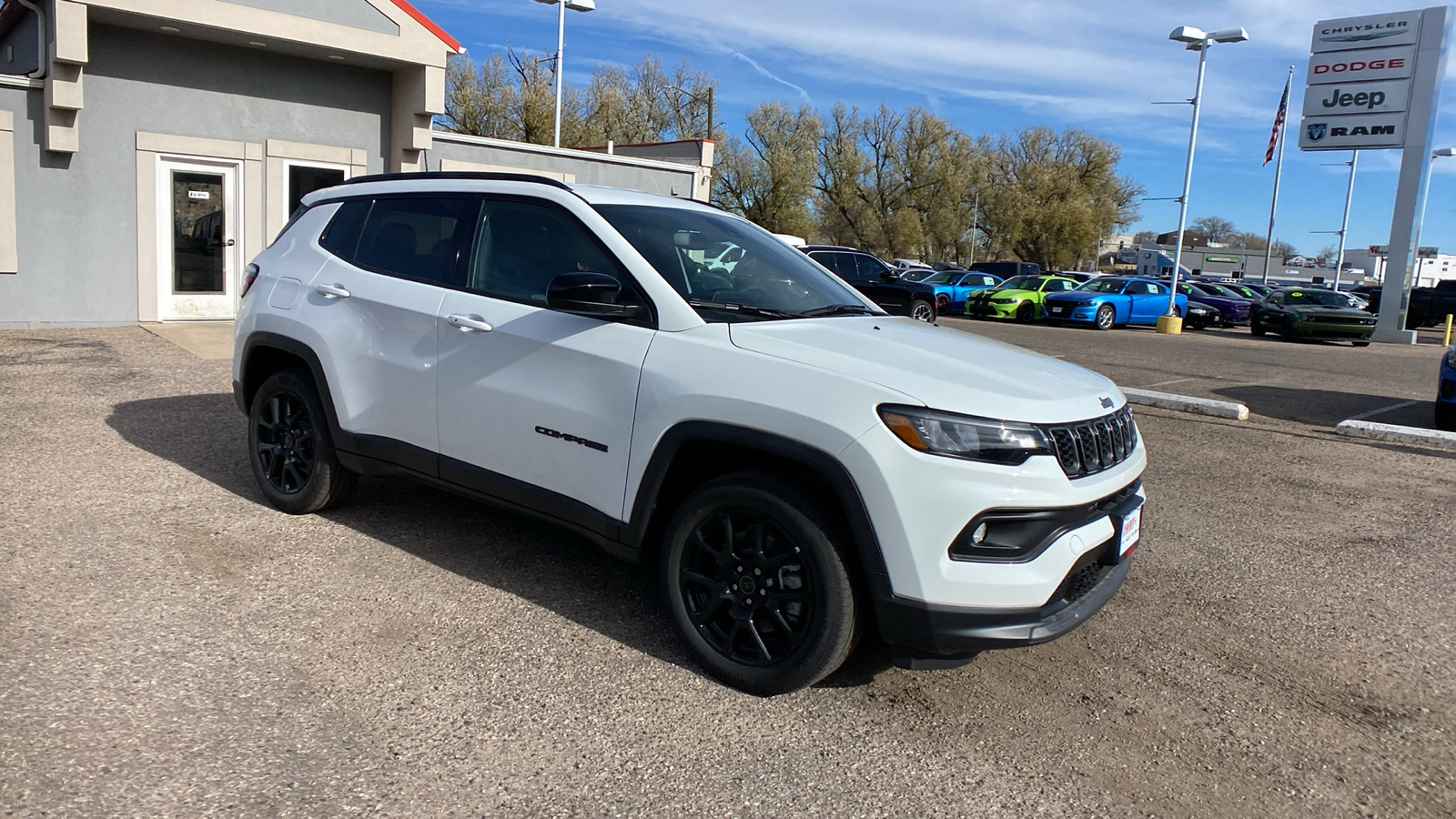 2025 Jeep Compass Latitude 4x4 8