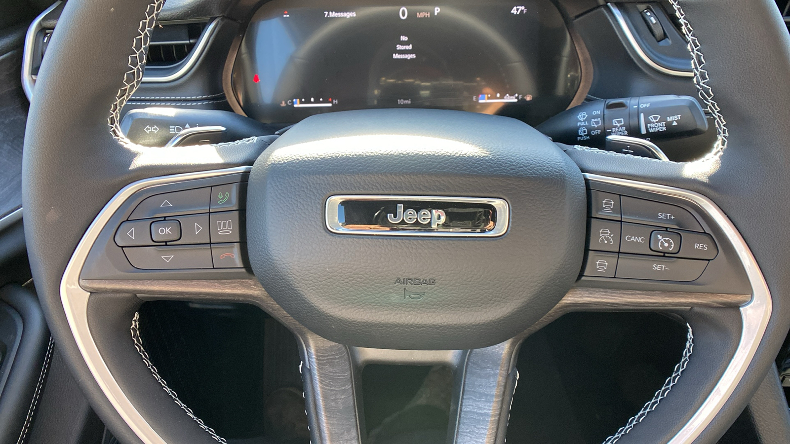 2025 Jeep Grand Cherokee Limited 4x4 19