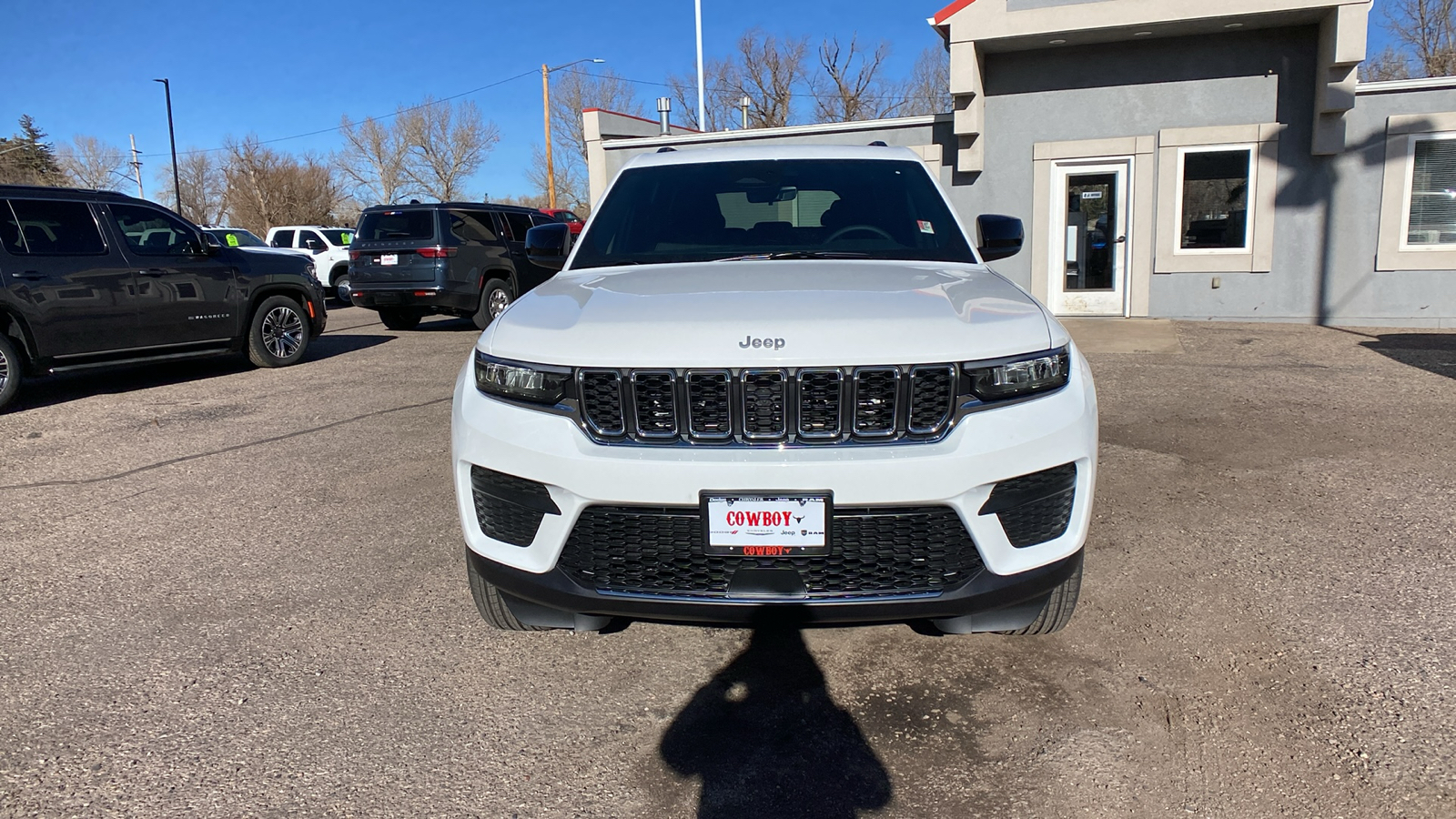 2025 Jeep Grand Cherokee Laredo X 4x4 8