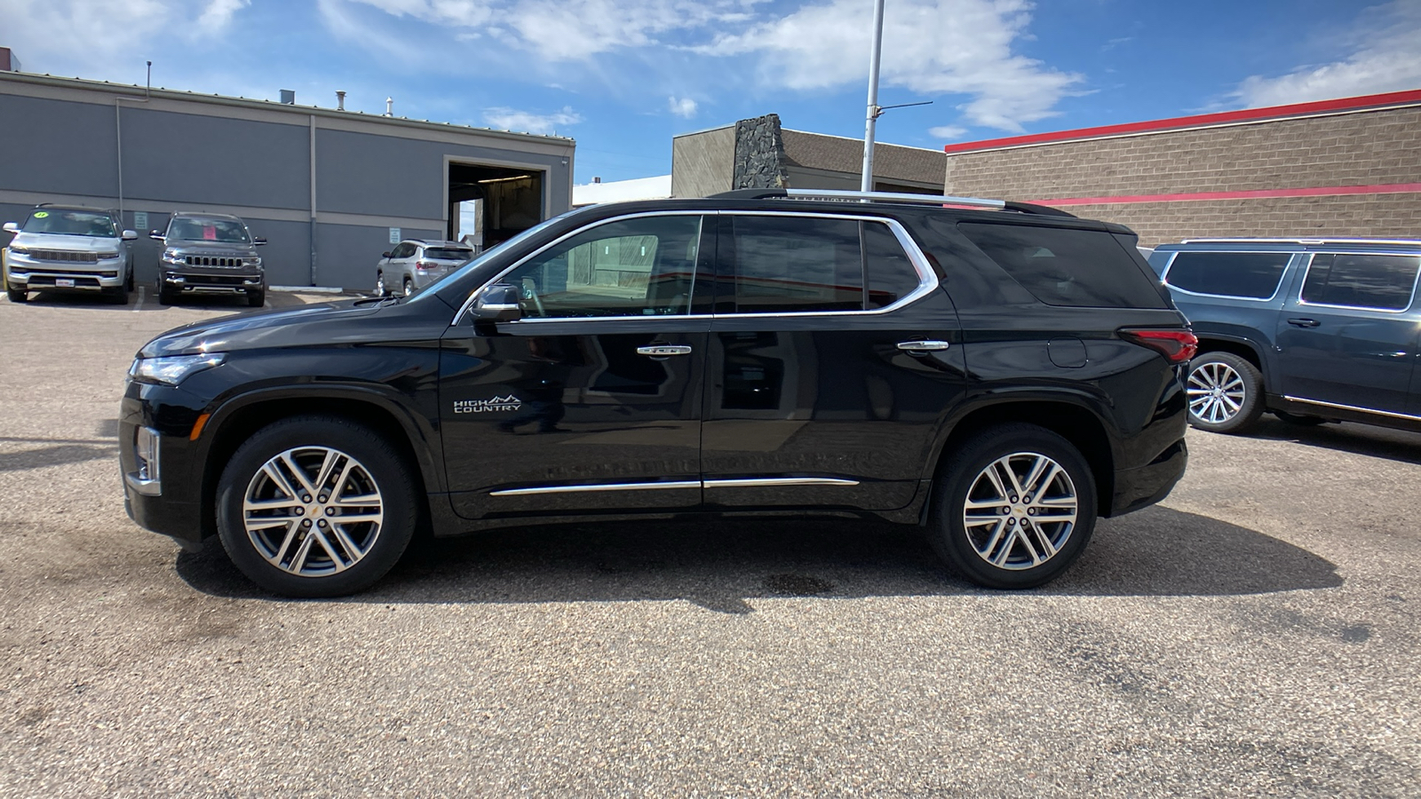 2023 Chevrolet Traverse AWD 4dr High Country 4