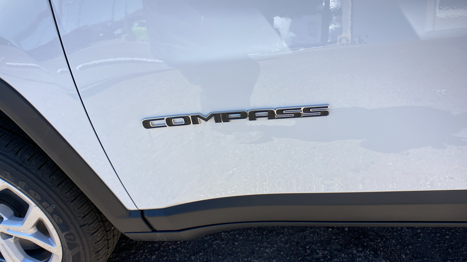 2024 Jeep Compass Latitude 4x4 14