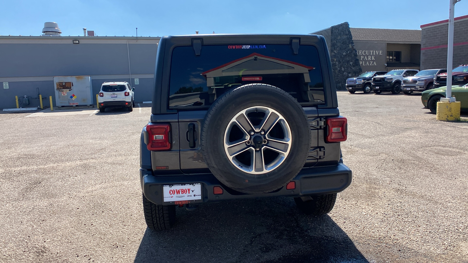 2021 Jeep Wrangler Unlimited Sahara 4x4 5