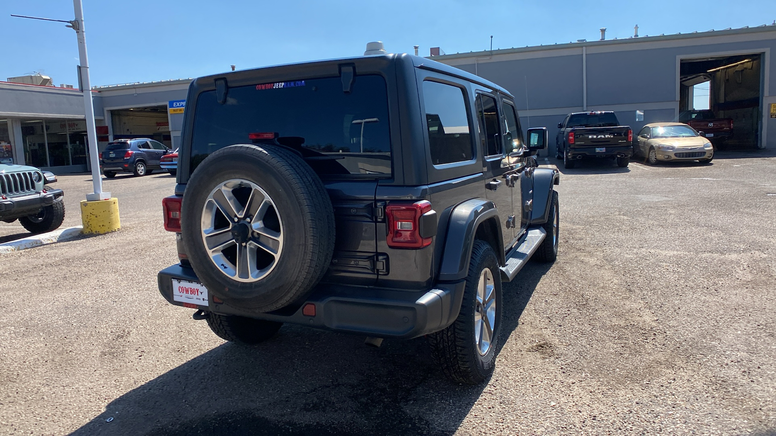 2021 Jeep Wrangler Unlimited Sahara 4x4 6