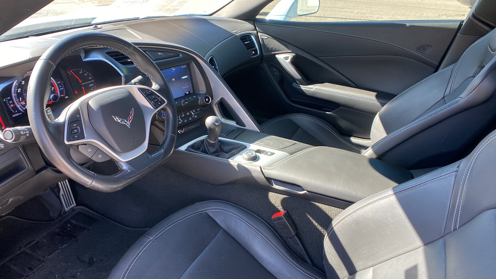 2019 Chevrolet Corvette 2dr Stingray Cpe w/1LT 18