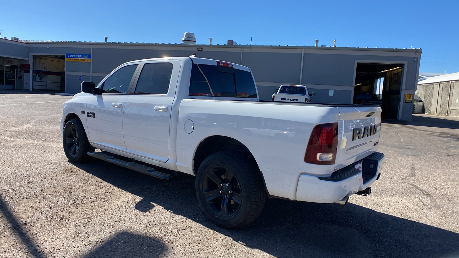 2017 Ram 1500 Night 4x4 Crew Cab 57 Box 4