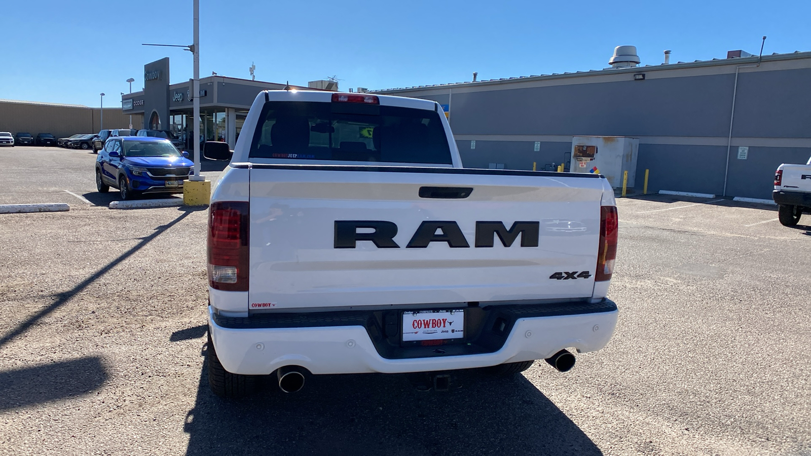 2017 Ram 1500 Night 4x4 Crew Cab 57 Box 5