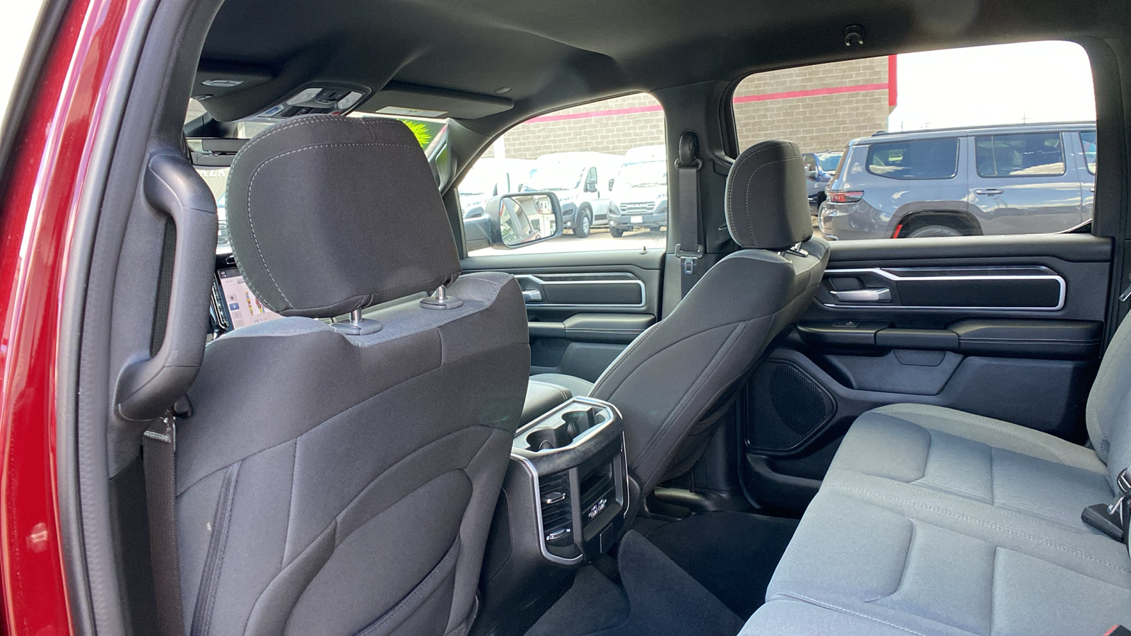 2023 Ram 1500 Big Horn 4x4 Crew Cab 57 Box 31