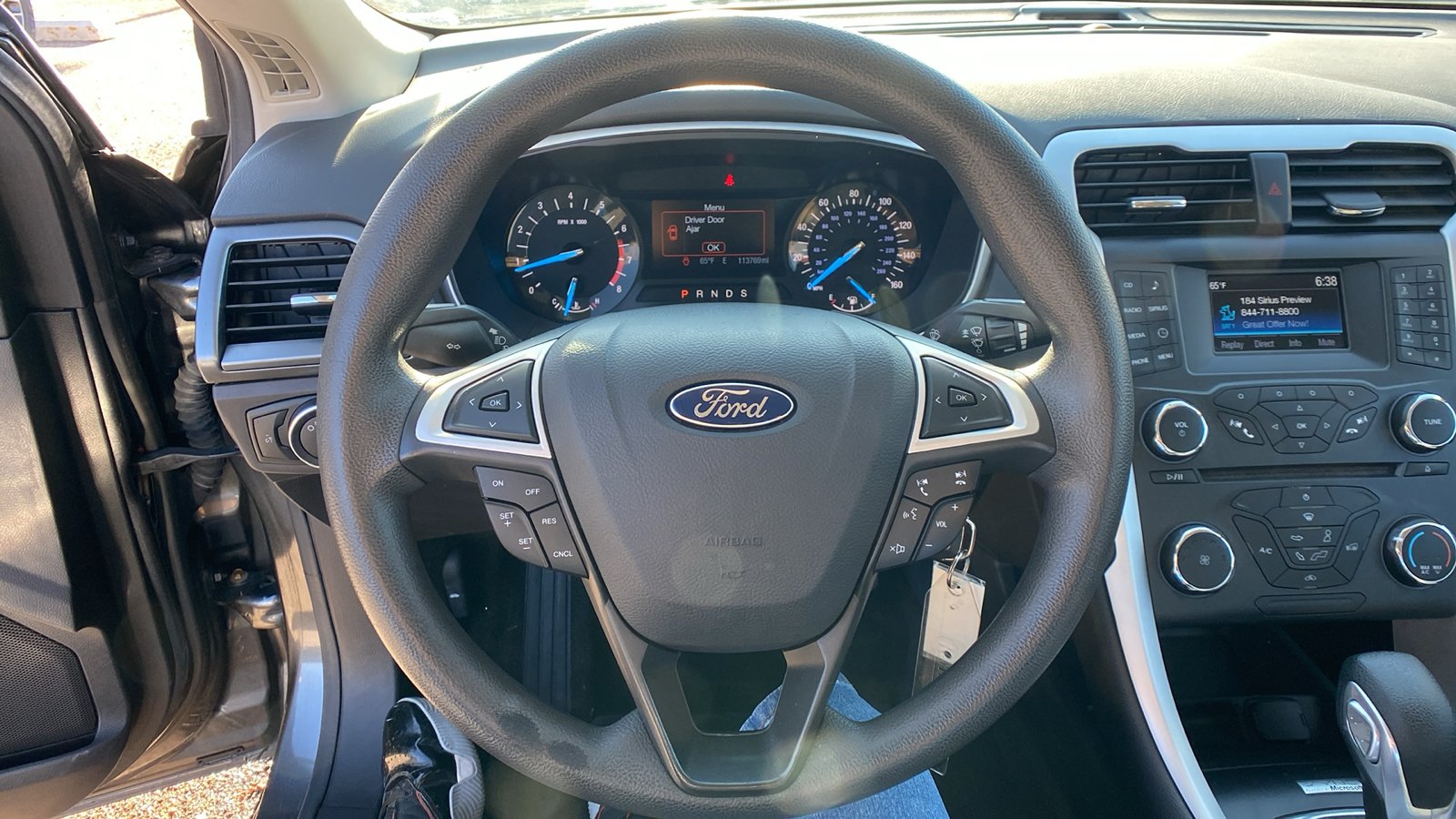 2015 Ford Fusion 4dr Sdn SE FWD 19