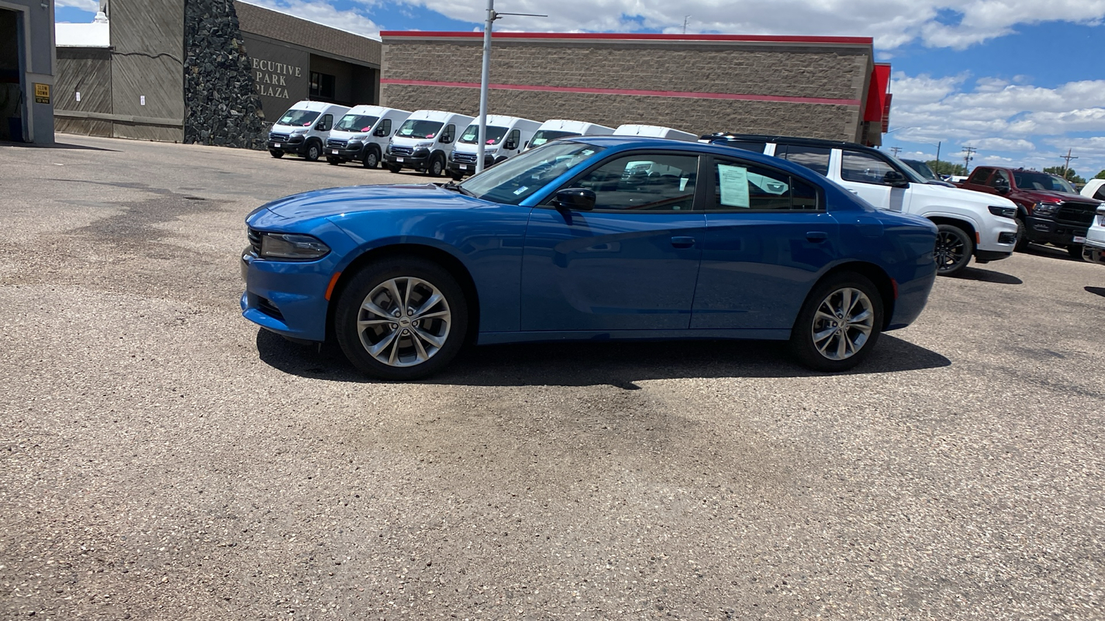 2023 Dodge Charger SXT AWD 4