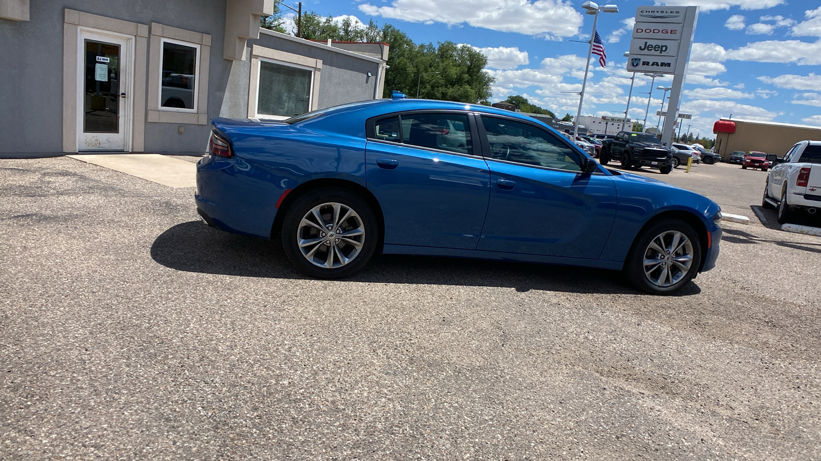 2023 Dodge Charger SXT AWD 8