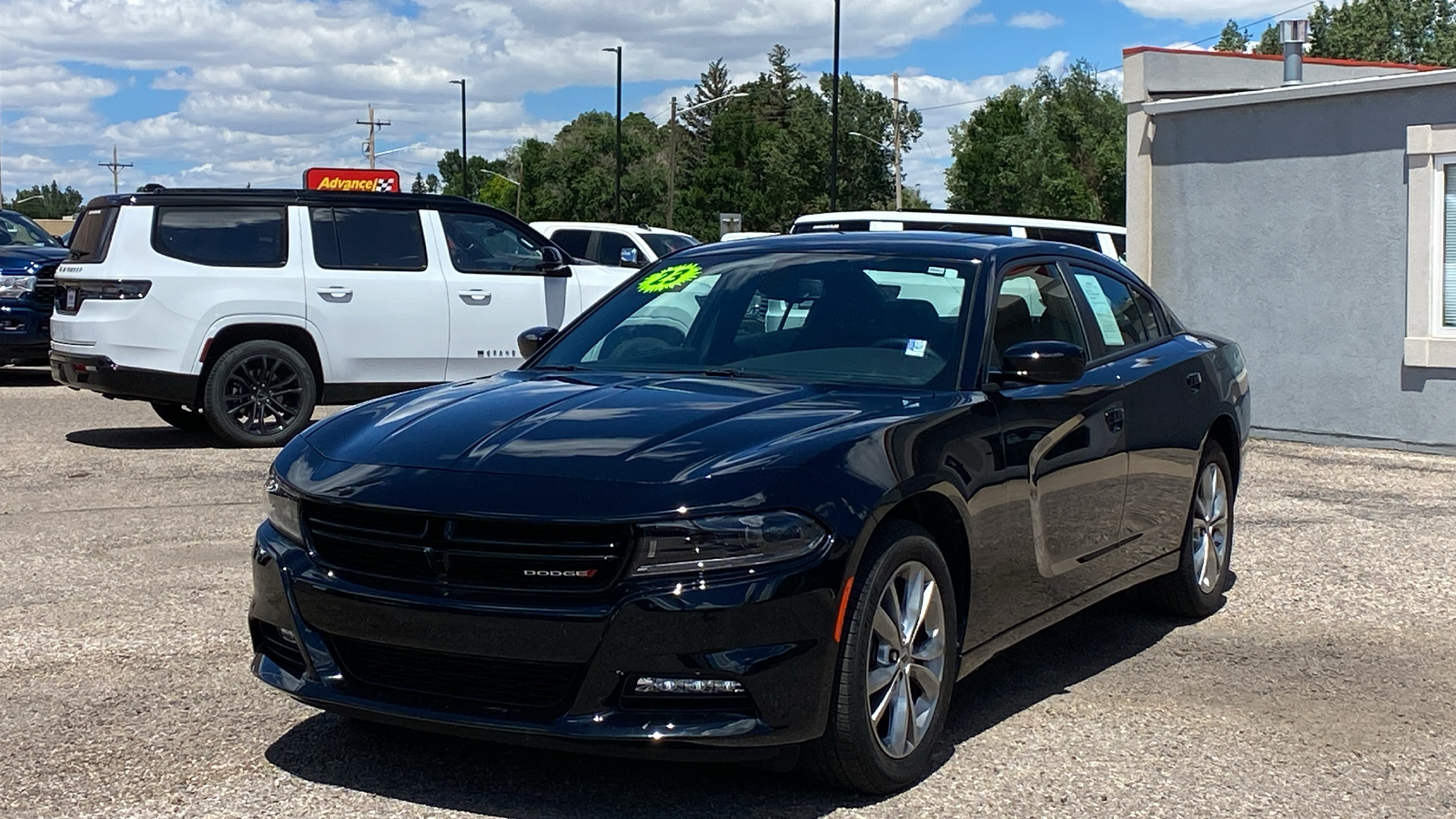 2023 Dodge Charger SXT AWD 2