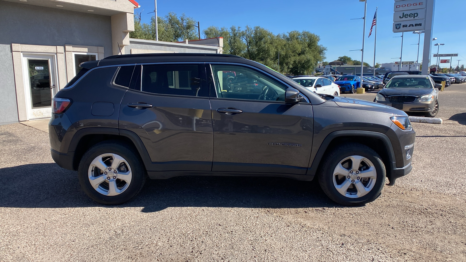 2019 Jeep Compass  7