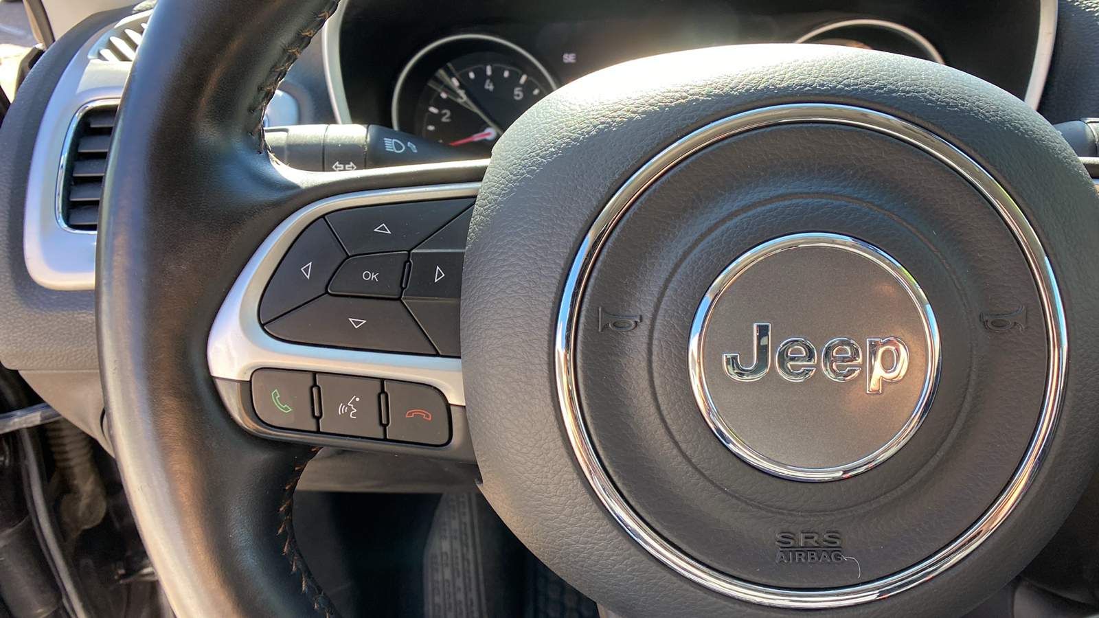 2019 Jeep Compass  21