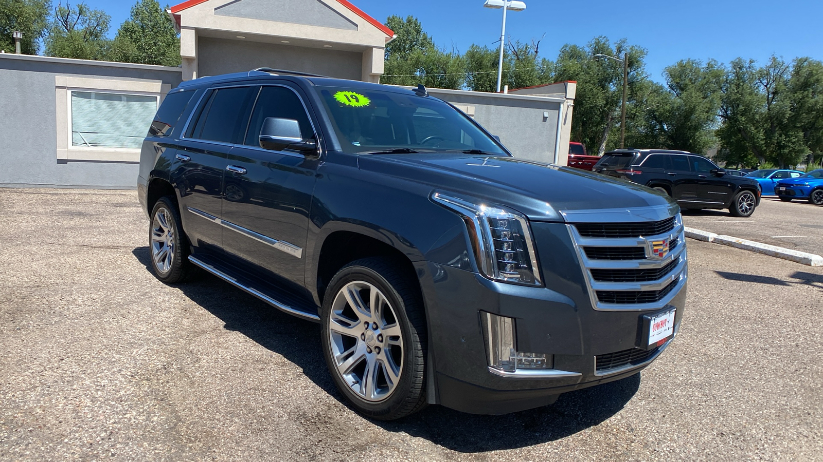 2019 Cadillac Escalade 4WD 4dr Luxury 8