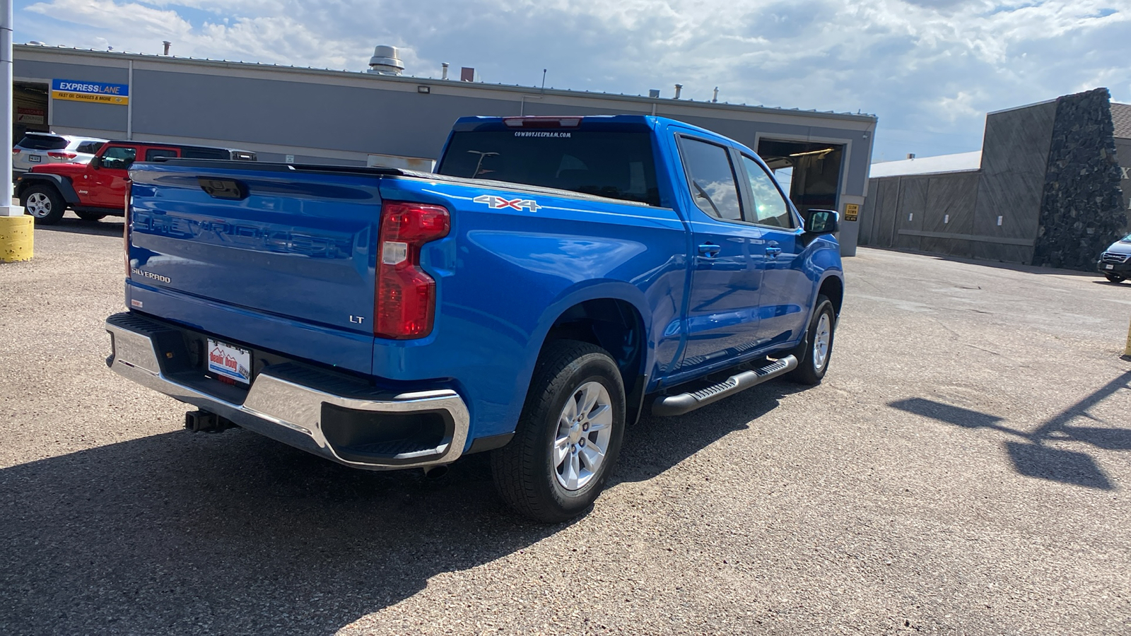 2023 Chevrolet Silverado 1500 4WD Crew Cab 147 LT w/1LT 6