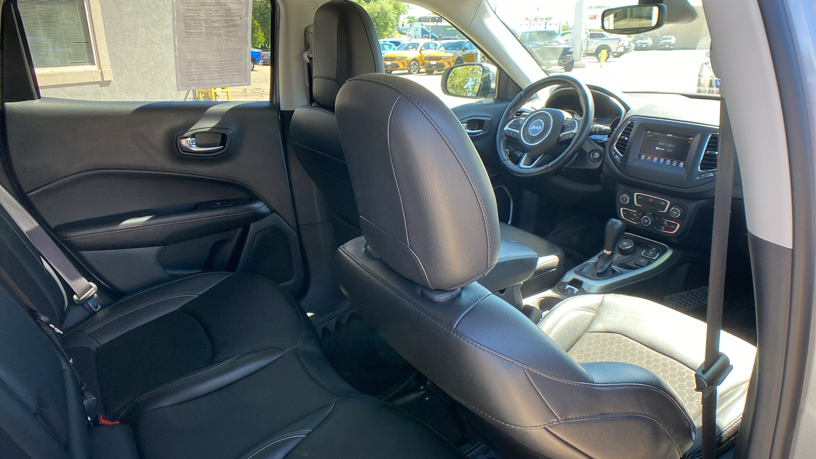 2021 Jeep Compass Latitude 4x4 37