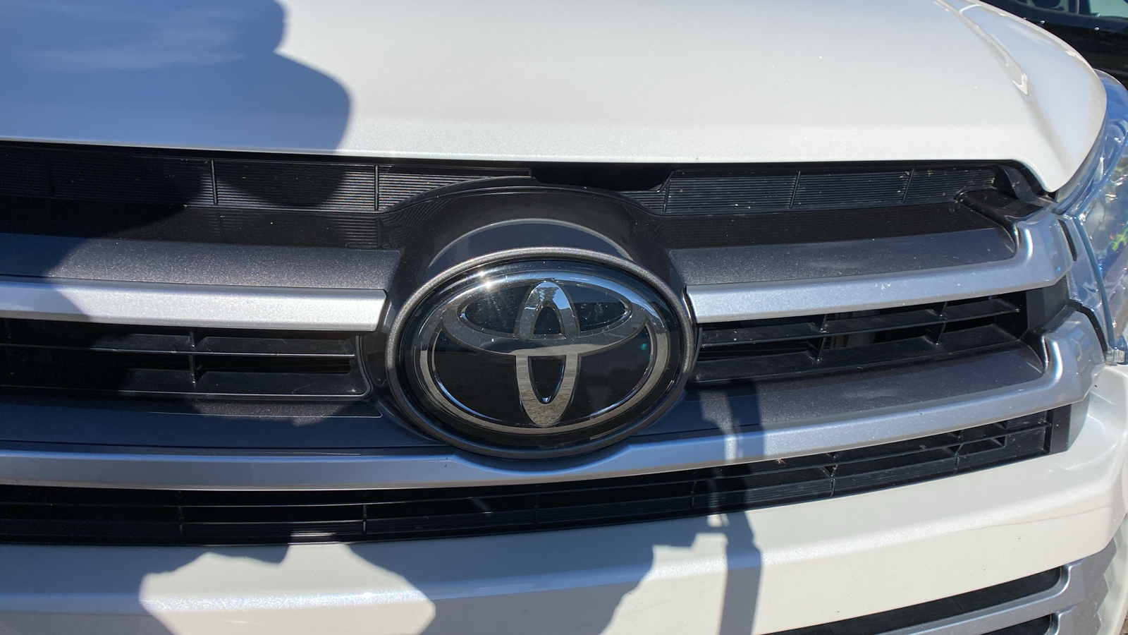 2019 Toyota Highlander SE V6 AWD 10