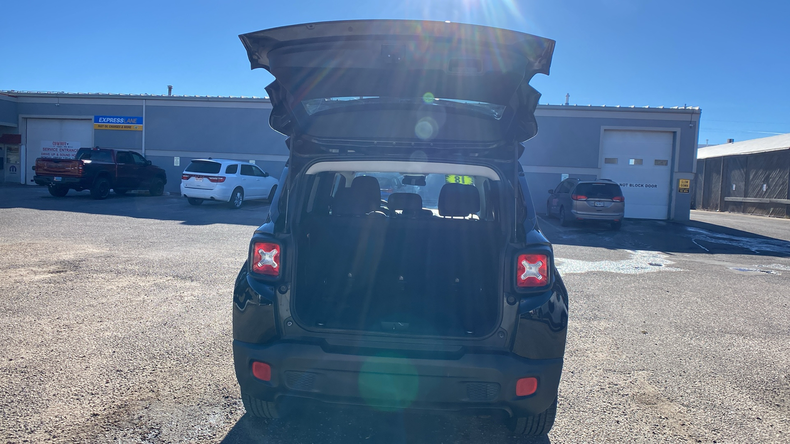 2018 Jeep Renegade Altitude 4x4 34