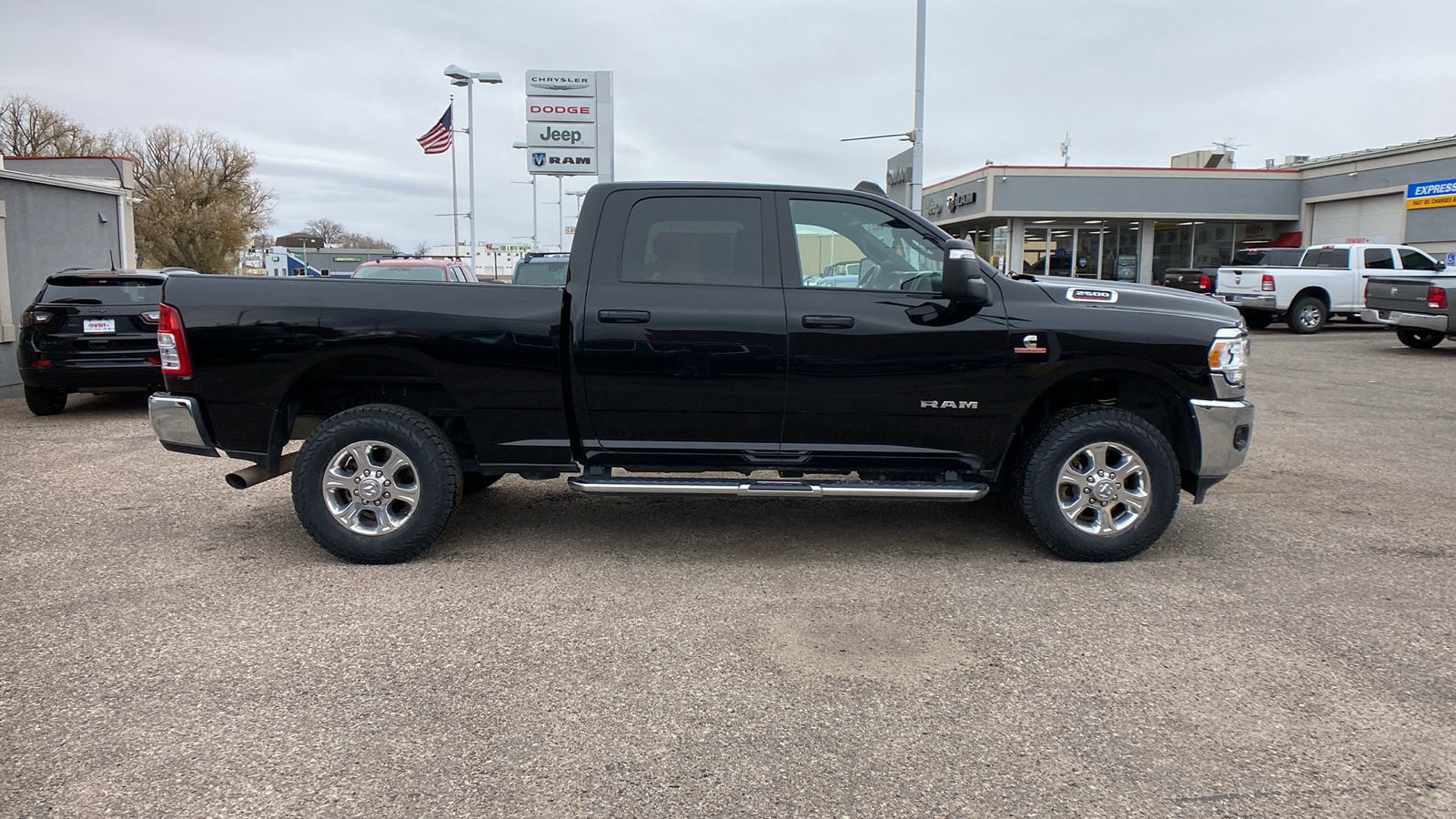 2023 Ram 2500 Big Horn 4x4 Crew Cab 64 Box 7