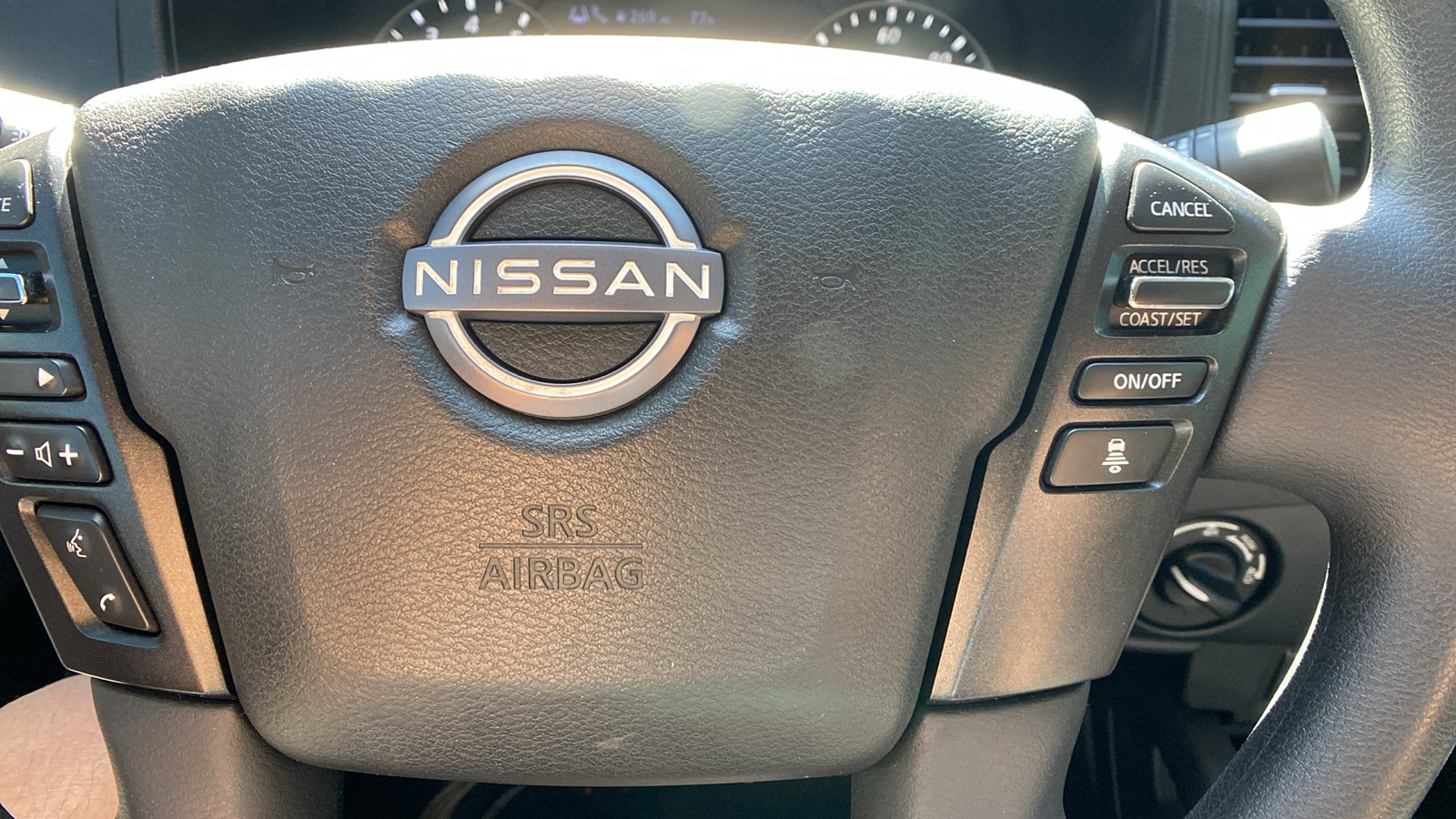 2022 Nissan Frontier Crew Cab 4x4 S Auto 22