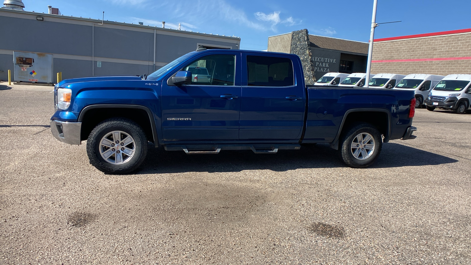 2015 GMC Sierra 1500 4WD Crew Cab 153.0 SLE 2