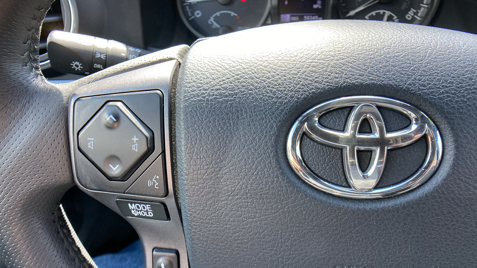 2019 Toyota Tacoma 4WD TRD Sport Double Cab 6 Bed V6 AT 22