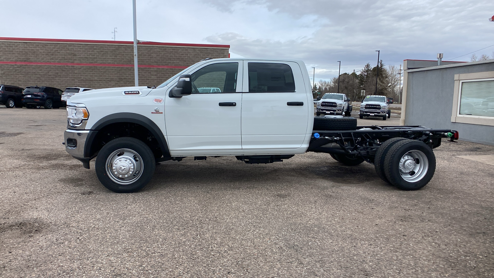 2024 Ram 5500 Chassis Cab Tradesman 4x4 Crew Cab 60 CA 173.4 WB 3