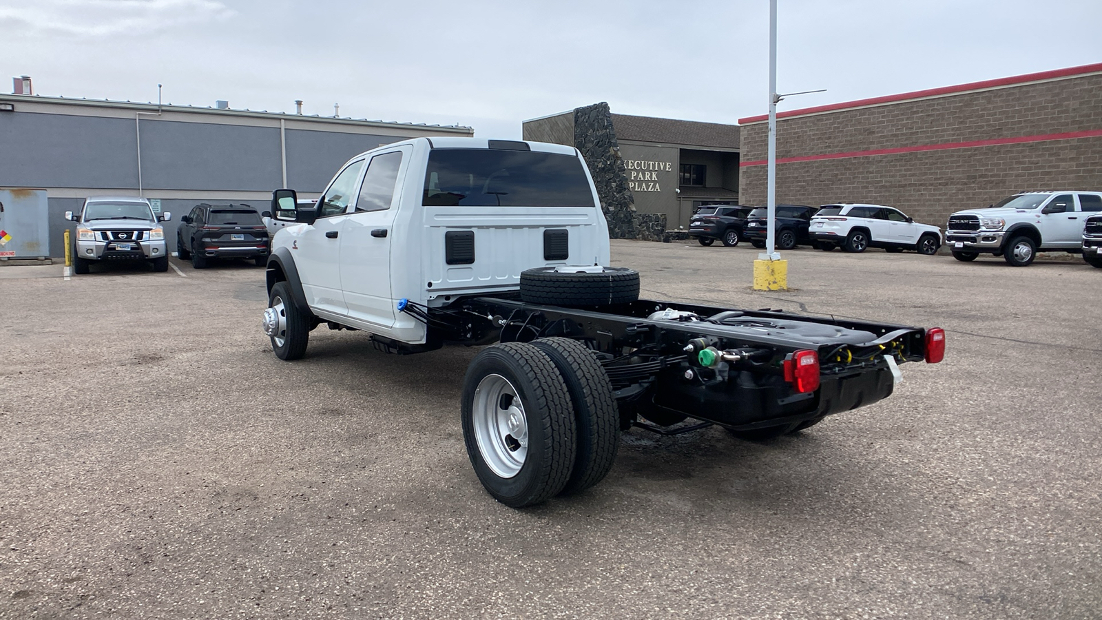 2024 Ram 5500 Chassis Cab Tradesman 4x4 Crew Cab 60 CA 173.4 WB 4