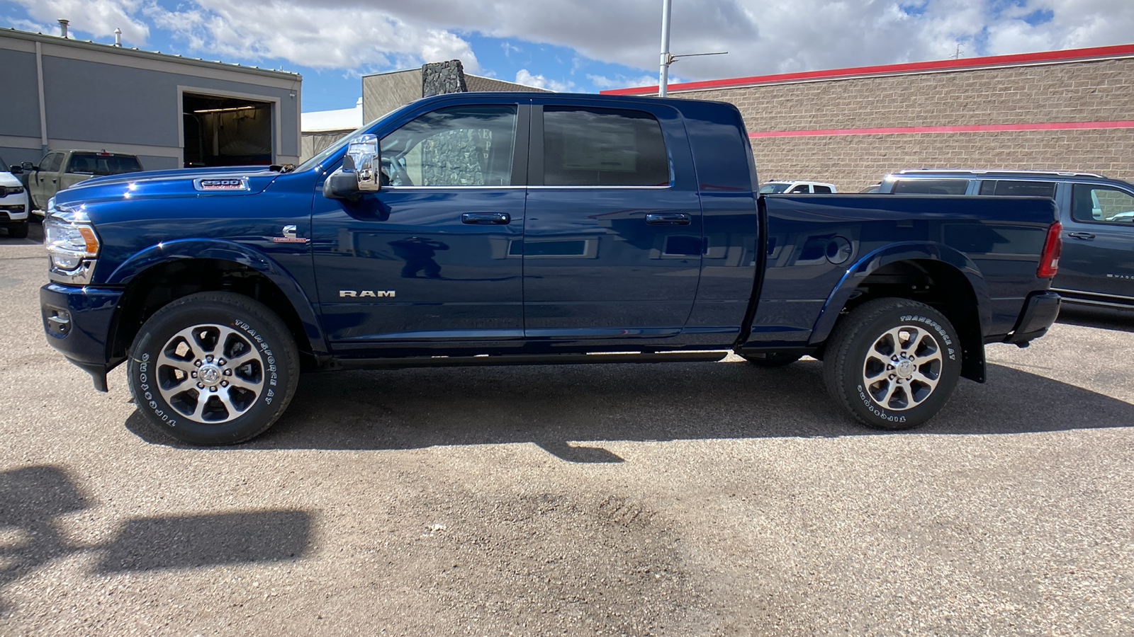 2024 Ram 2500 Longhorn 4x4 Mega Cab 64 Box 3