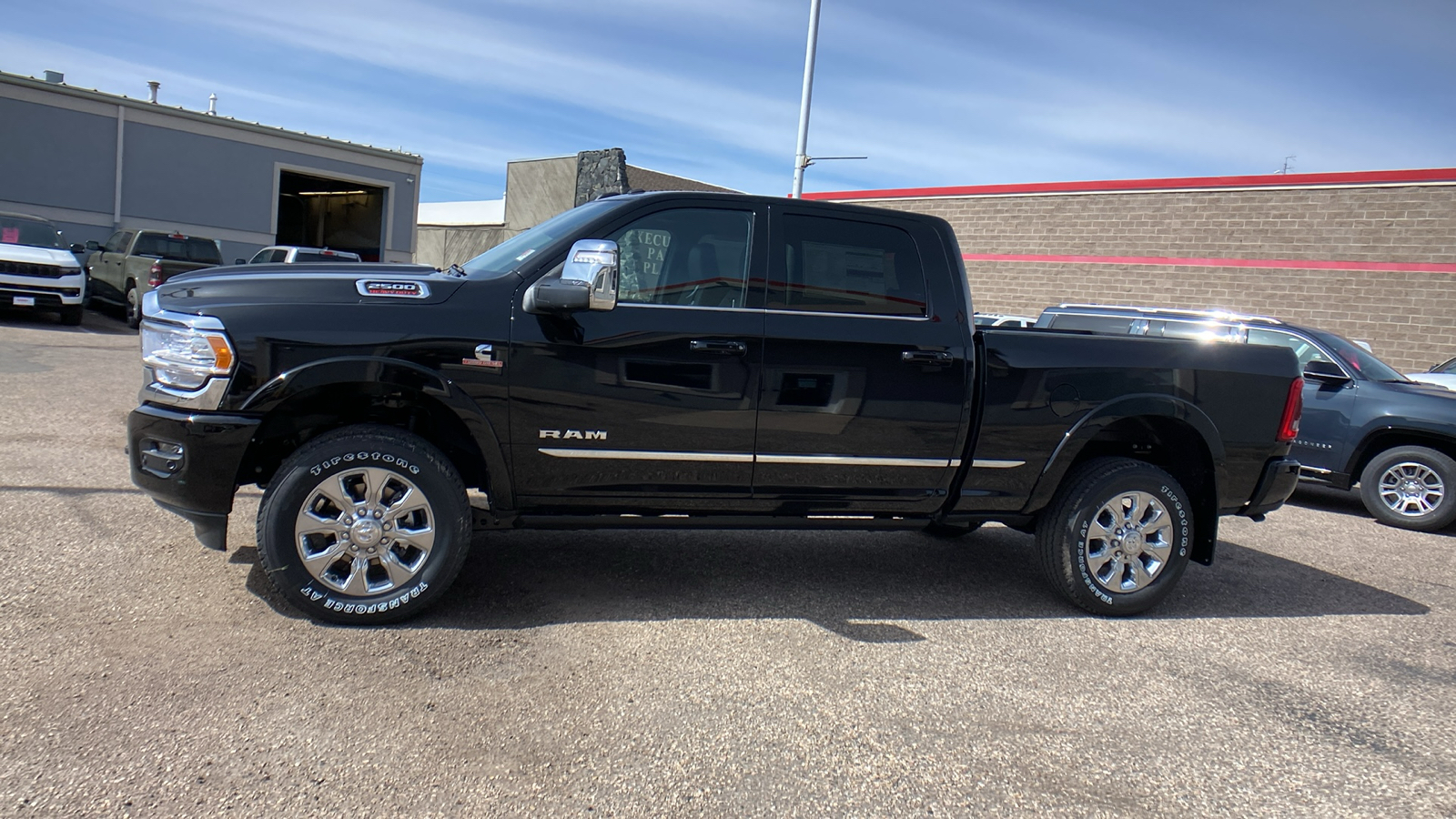 2024 Ram 2500 Limited 4x4 Crew Cab 64 Box 3