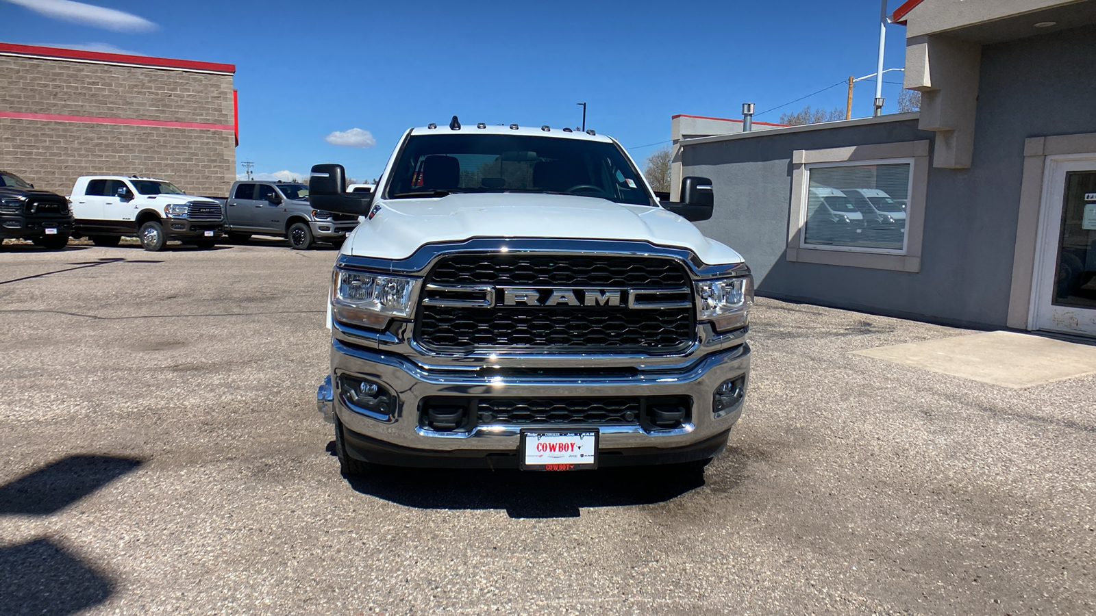 2024 Ram 3500 Chassis Cab Tradesman 4WD Crew Cab 60 CA 172.4 WB 9