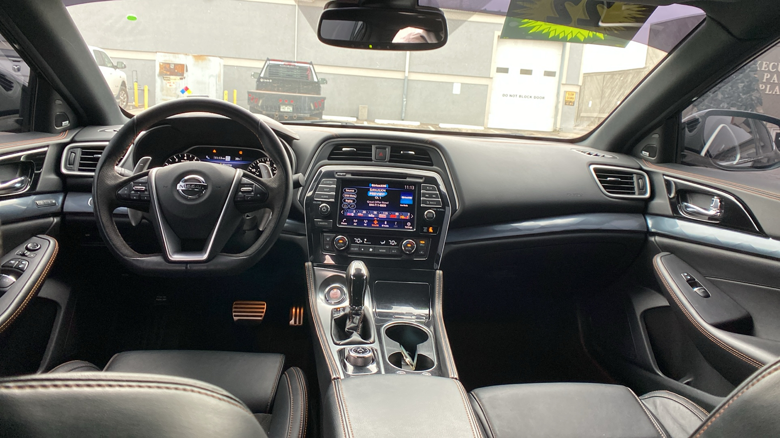 2022 Nissan Maxima SR CVT 29