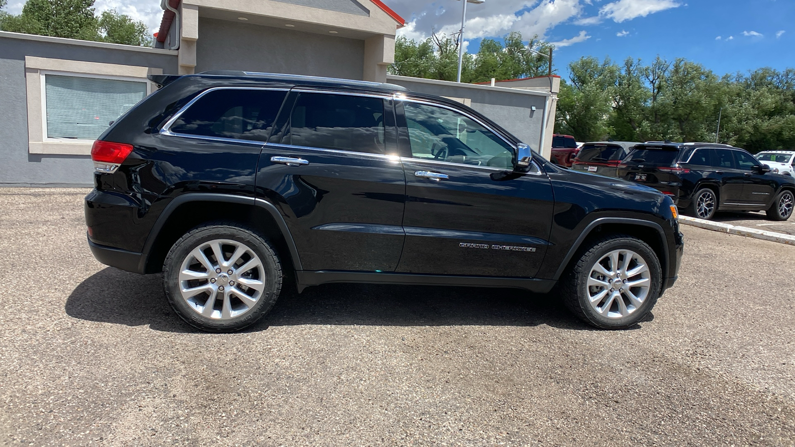 2017 Jeep Grand Cherokee  8