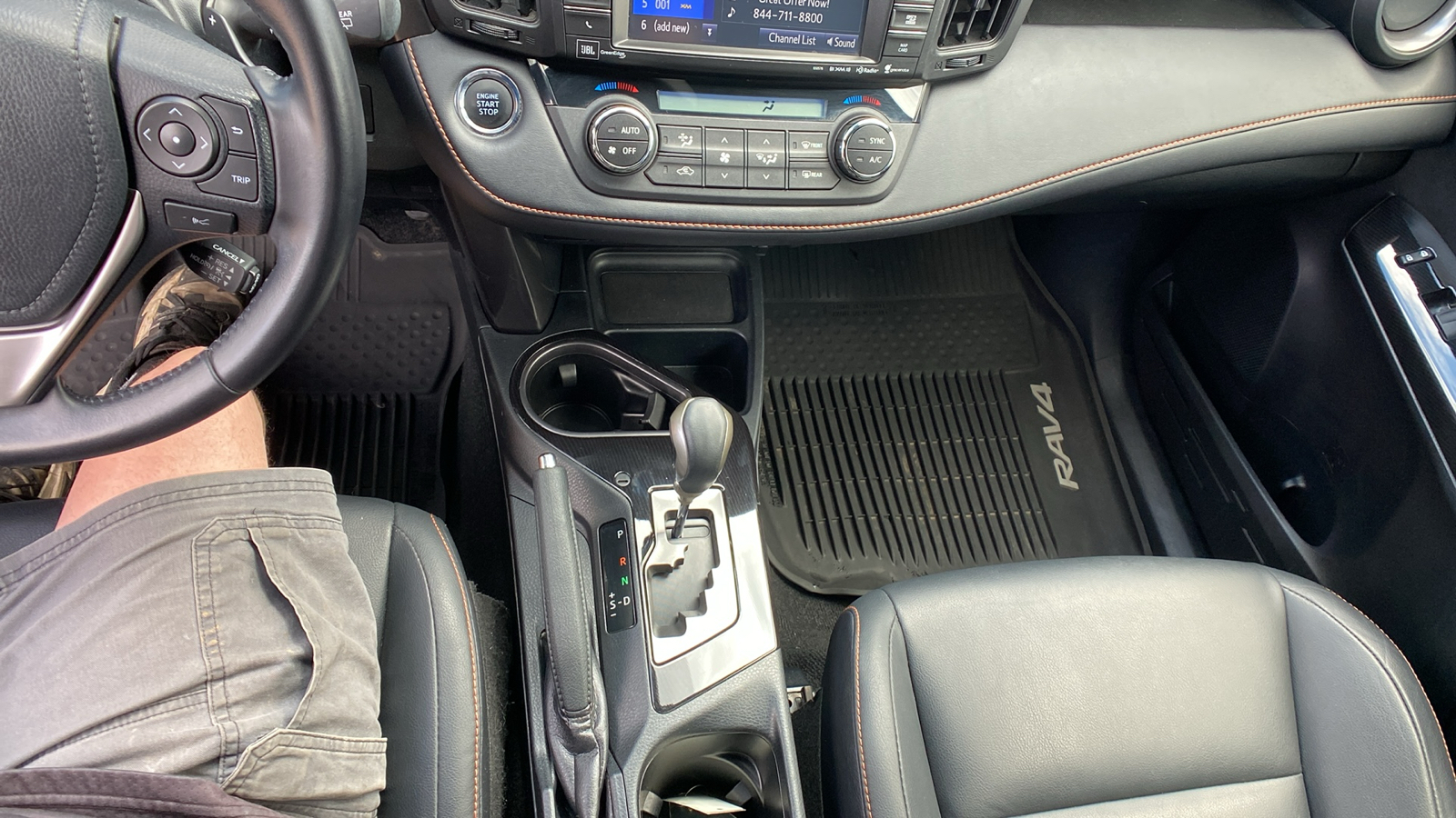 2016 Toyota RAV4 AWD 4dr SE 26