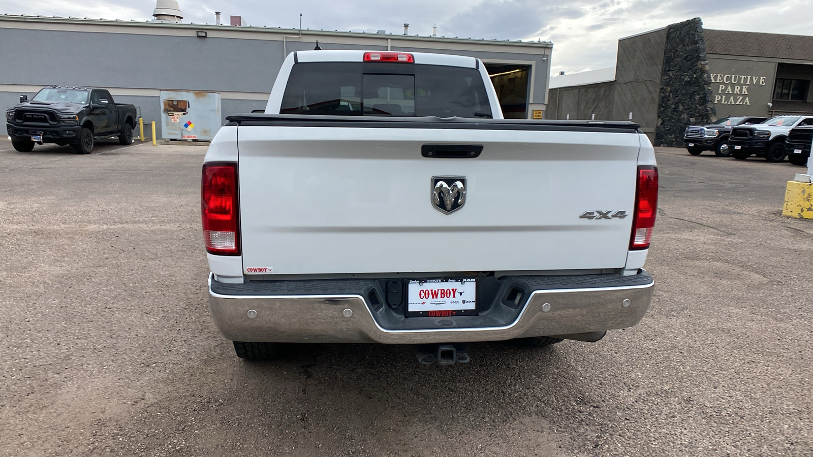 2016 Ram 1500 4WD Crew Cab 140.5 Big Horn 5