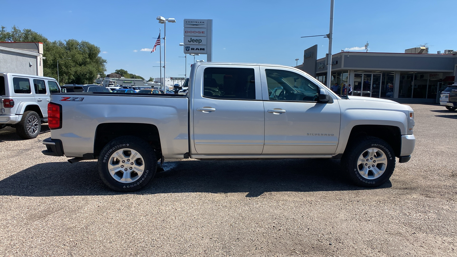 2018 Chevrolet Silverado 1500 4WD Crew Cab 143.5 LT w/2LT 7