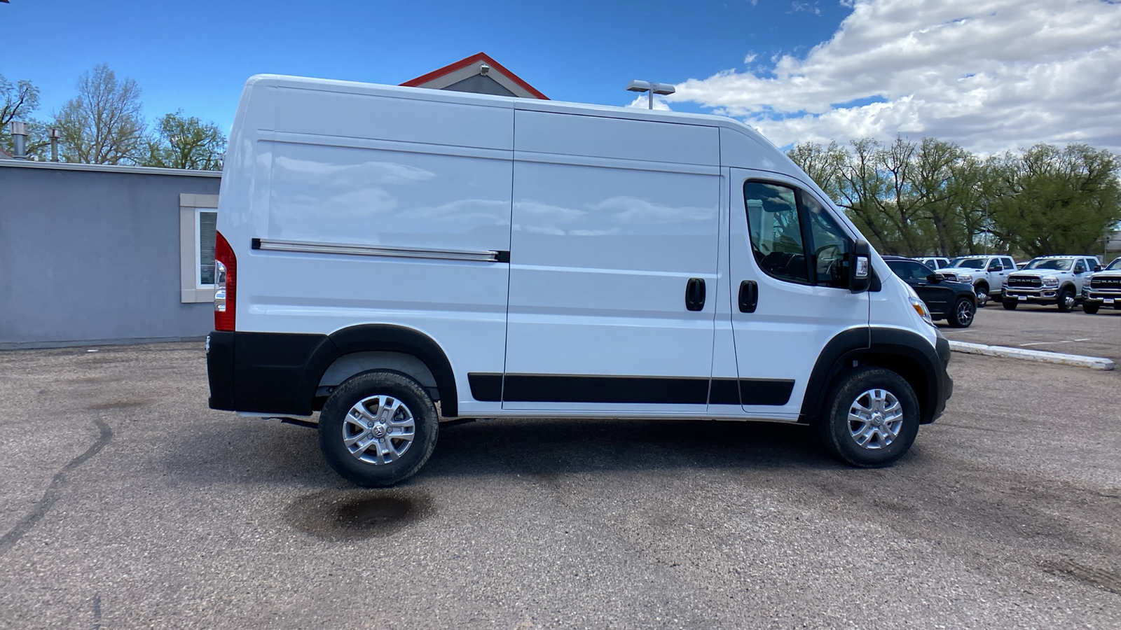 2024 Ram Promaster Cargo Van SLT 2500 High Roof 136 WB 7