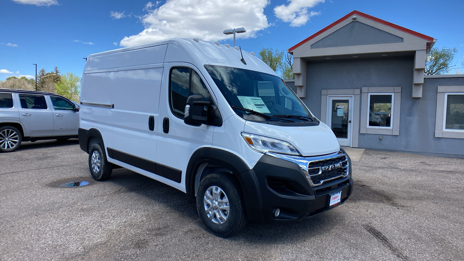 2024 Ram Promaster Cargo Van SLT 2500 High Roof 136 WB 8